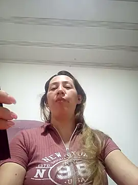 melany-92xxx online show from 04.04.26