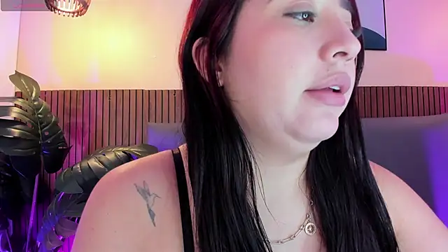 MelinaCruz online show from 04.24.26