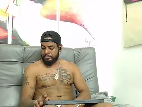 BladeFoxxx1 online show from 11.14.25