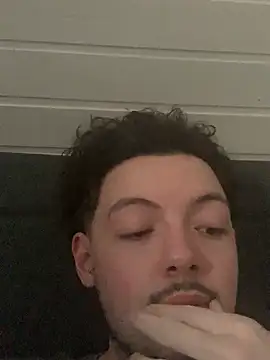 Snapshot of Sabo01 chatting on 03.12.25 Sabo01 online show from 03.12.25