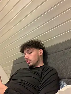 Snapshot of Sabo01 chatting on 03.15.25 Sabo01 online show from 03.15.25