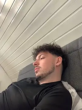 Snapshot of Sabo01 chatting on 03.17.25 Sabo01 online show from 03.17.25