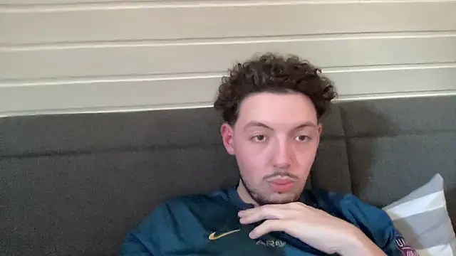 Snapshot of Sabo01 chatting on 03.18.25 Sabo01 online show from 03.18.25