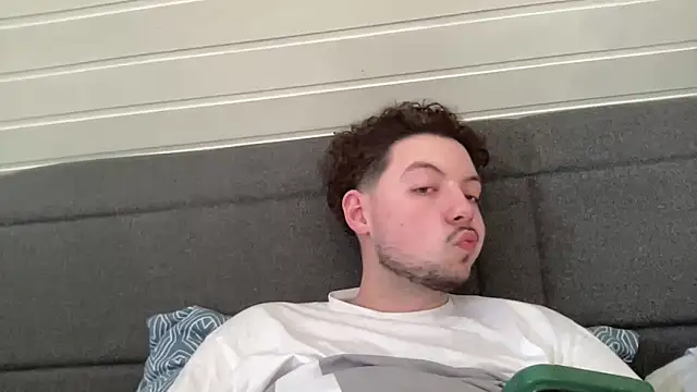 Snapshot of Sabo01 chatting on 03.19.25 Sabo01 online show from 03.19.25