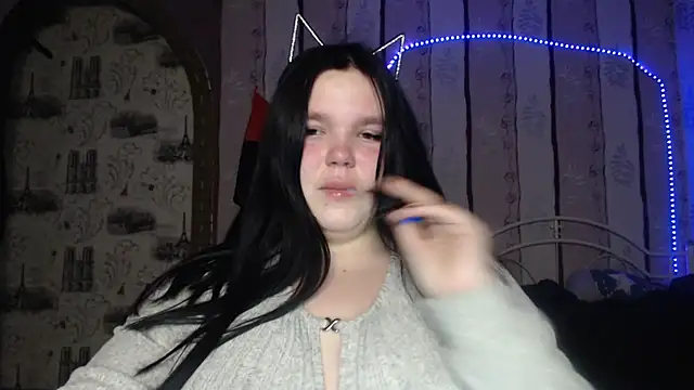 Victoriakot online show from 03.16.25