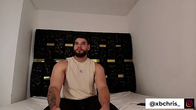 Snapshot of chris_blake__ chatting on 10.06.25 chris blake online show from 10.06.25