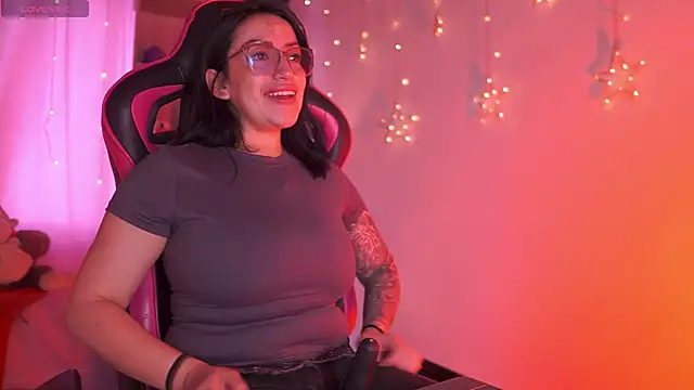 Madison Mayer online show from 02.25.26