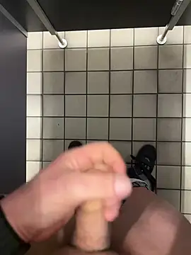 Snapshot of wassermann8484 chatting on 03.14.25 wassermann8484 online show from 03.14.25