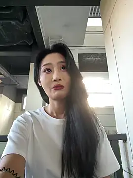 linger-23 online show from 10.09.25