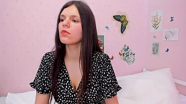 Snapshot of DevonaGrooms chatting on 03.16.25 DevonaGrooms online show from 03.16.25