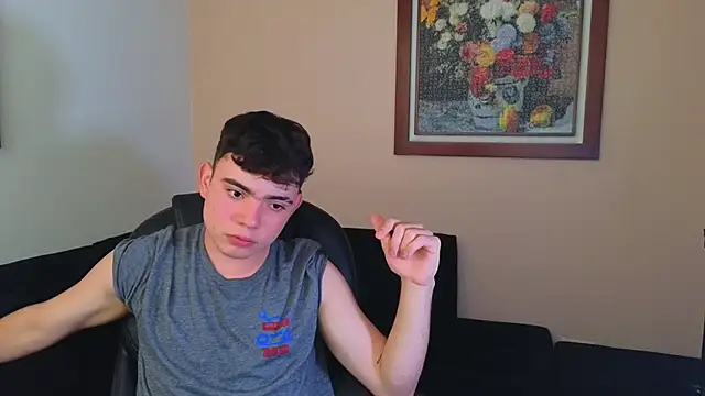 lukeboyce33 online show from 09.19.25