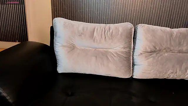 Snapshot of Saray_Millerr chatting on 03.14.25 Saray Millerr online show from 03.14.25