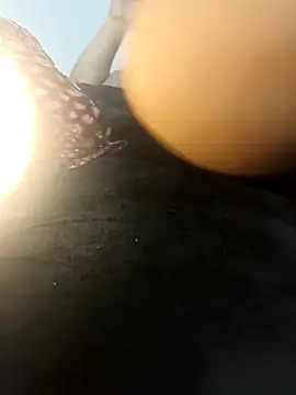 Snapshot of LEIDY_LORENA chatting on 09.30.25 LEIDY LORENA online show from 09.30.25