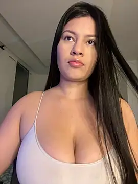 Saanvi21 online show from 07.04.26
