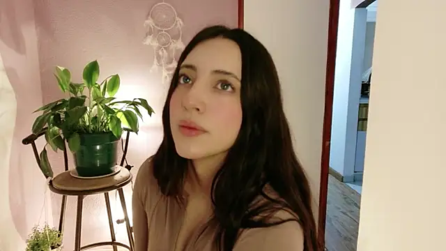 Rebbecawhite meow online show from 05.19.26