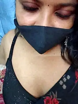Snapshot of Tamil_hot_whiskey_girl chatting on 03.15.25 Tamil hot whiskey girl online show from 03.15.25