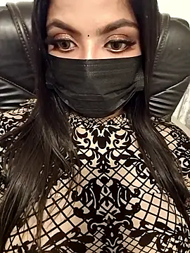 Snapshot of Tamil_hot_whiskey_girl chatting on 10.04.25 Tamil hot whiskey girl online show from 10.04.25