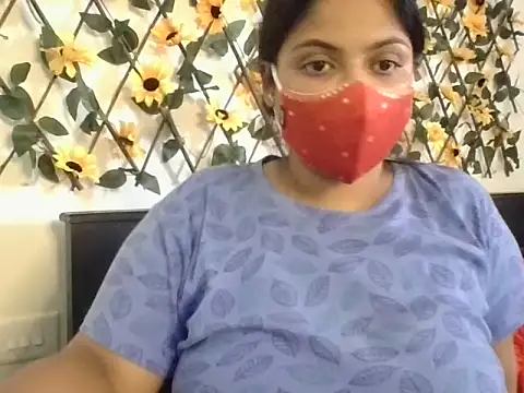 Tamil hot whiskey girl online show from 03.11.26