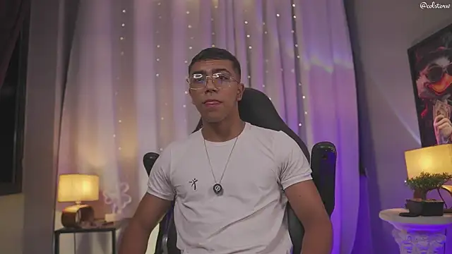 Colstorw  online show from 03.20.26