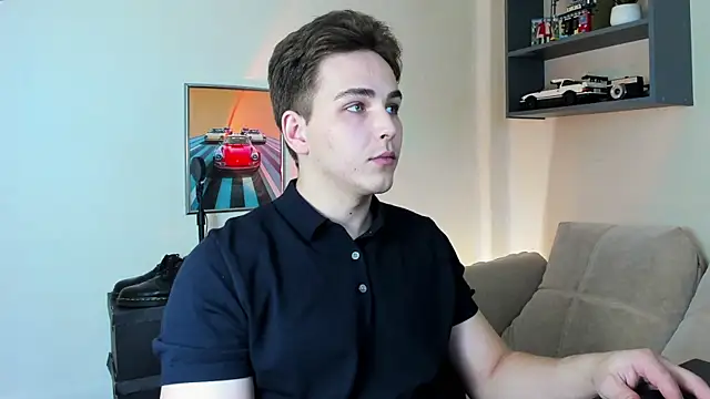 Snapshot of Eric_ether chatting on 10.03.25 Eric ether online show from 10.03.25