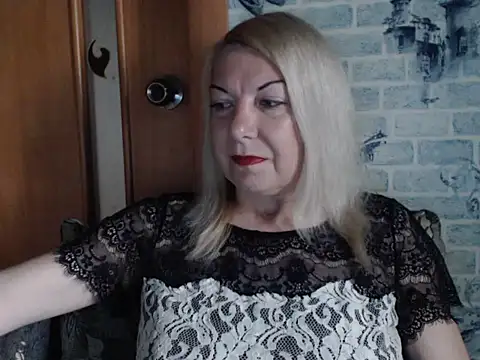 Lillia Ray online show from 06.03.26