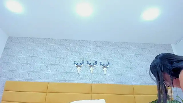 Snapshot of AnnyBlackee chatting on 03.22.25 AnnyBlackee online show from 03.22.25