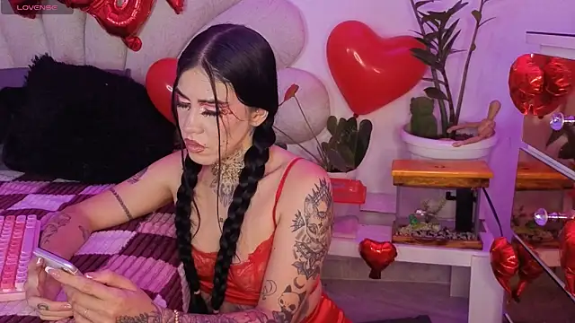 Snapshot of AnfisaLetyagho chatting on 09.21.25 AnfisaLetyagho online show from 09.21.25