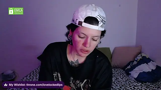 lovelockedlips online show from 01.14.26