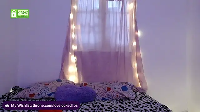 Snapshot of lovelockedlips chatting on 02.12.26 lovelockedlips online show from 02.12.26