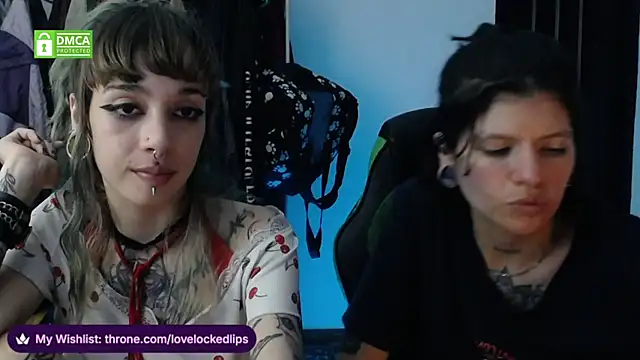 Snapshot of lovelockedlips chatting on 05.23.26 lovelockedlips online show from 05.23.26
