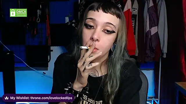 Snapshot of lovelockedlips chatting on 05.31.26 lovelockedlips online show from 05.31.26