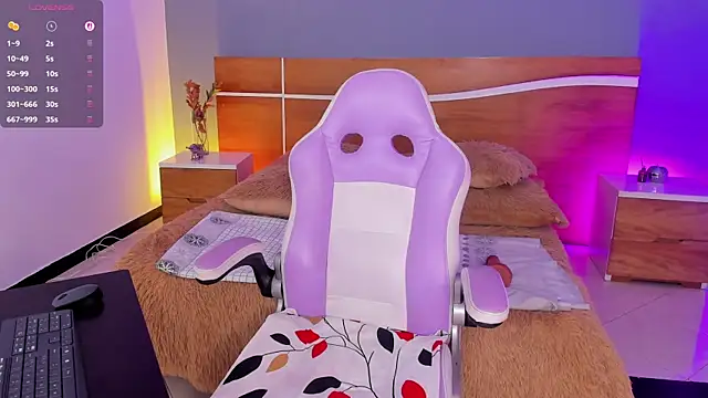 loress ass mature online show from 06.30.26