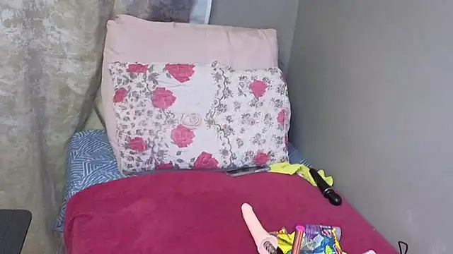 spicybootie online show from 11.18.25