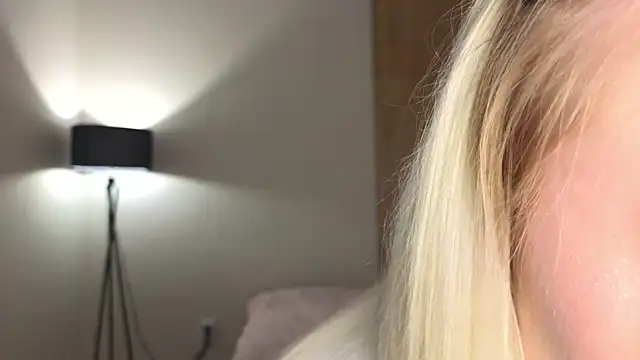 minigirl online show from 02.28.26