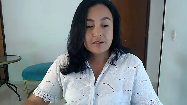 Snapshot of Themagicpotion chatting on 04.15.26 Themagicpotion online show from 04.15.26