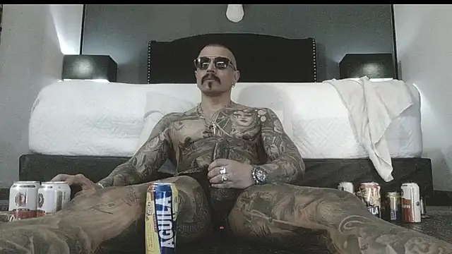 danilog515 online show from 11.12.25