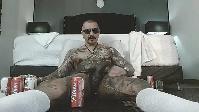 danilog515 online show from 02.25.26