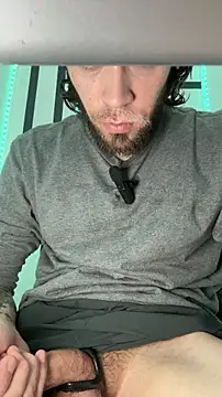 bwcizThrobbing online show from 01.10.26