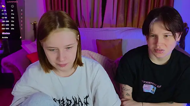 Snapshot of Tara_Lawson chatting on 11.12.25 Tara Lawson online show from 11.12.25