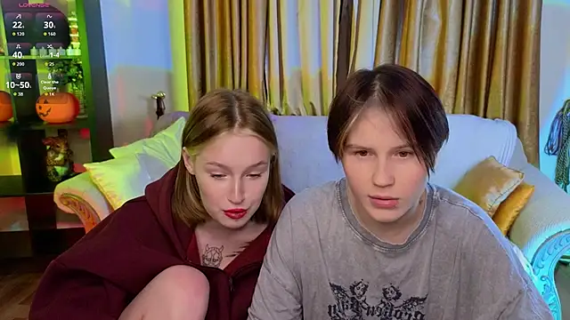 Snapshot of Tara_Lawson chatting on 11.19.25 Tara Lawson online show from 11.19.25