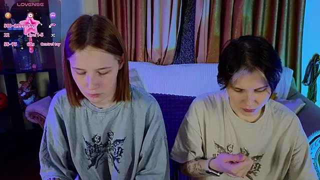 Snapshot of Tara_Lawson chatting on 12.03.25 Tara Lawson online show from 12.03.25