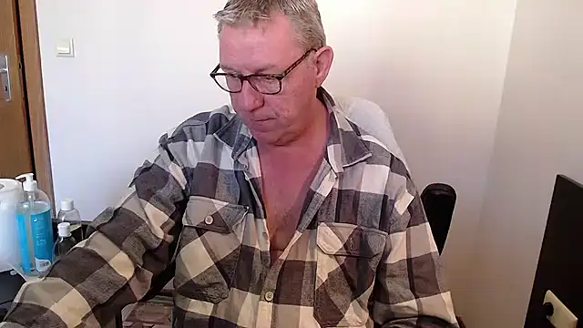 JamesBauer online show from 10.19.25