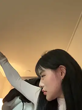 Snapshot of tangju7 chatting on 11.23.25 tangju7 online show from 11.23.25