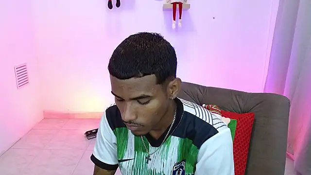 Snapshot of josua_smith chatting on 11.28.25 josua smith online show from 11.28.25