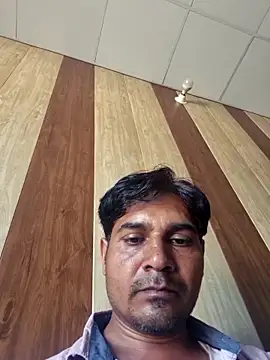 Snapshot of johnny8731 chatting on 09.11.25 johnny8731 online show from 09.11.25