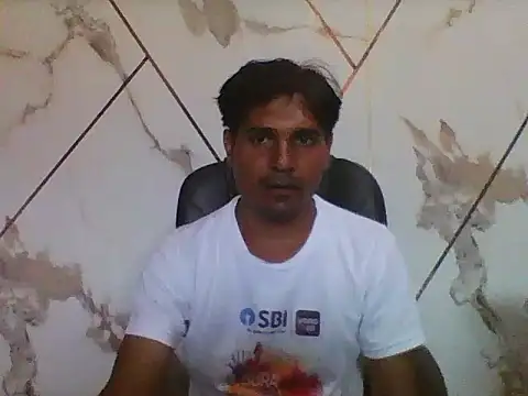 Snapshot of johnny8731 chatting on 09.21.25 johnny8731 online show from 09.21.25