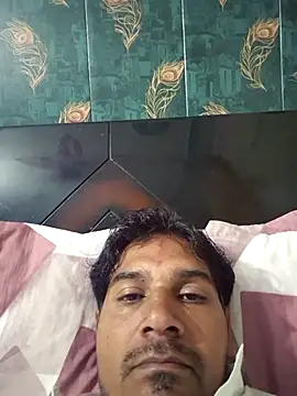 Snapshot of johnny8731 chatting on 09.27.25 johnny8731 online show from 09.27.25