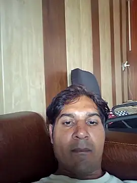 Snapshot of johnny8731 chatting on 10.12.25 johnny8731 online show from 10.12.25