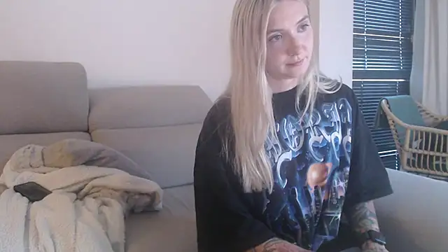 tattoobbgirl online show from 11.08.25