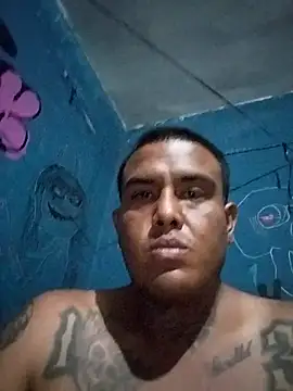 Snapshot of Patilllas chatting on 10.25.25 Patilllas online show from 10.25.25